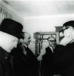 Image description is not available for 1967.019